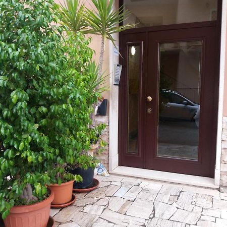 Casa Vacanze Lory Monterotondo  Ngoại thất bức ảnh
