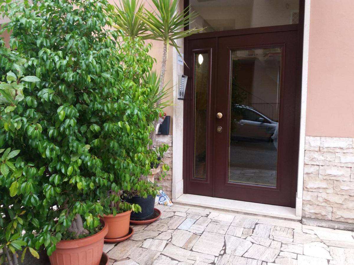 Casa Vacanze Lory Monterotondo  Ngoại thất bức ảnh