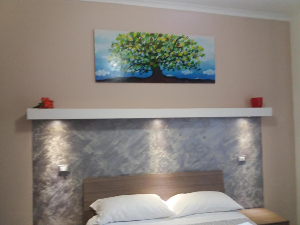Casa Vacanze Lory Monterotondo  Ngoại thất bức ảnh