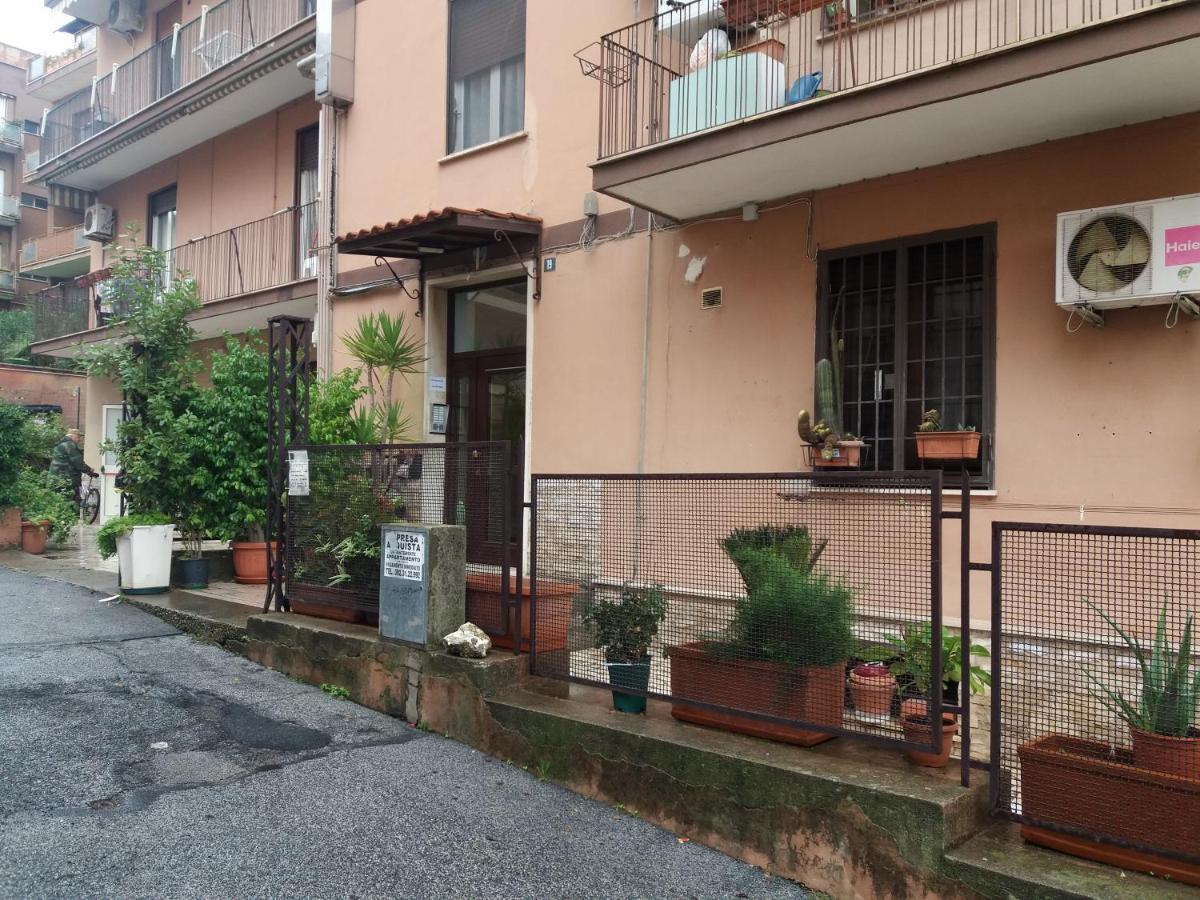 Casa Vacanze Lory Monterotondo  Ngoại thất bức ảnh